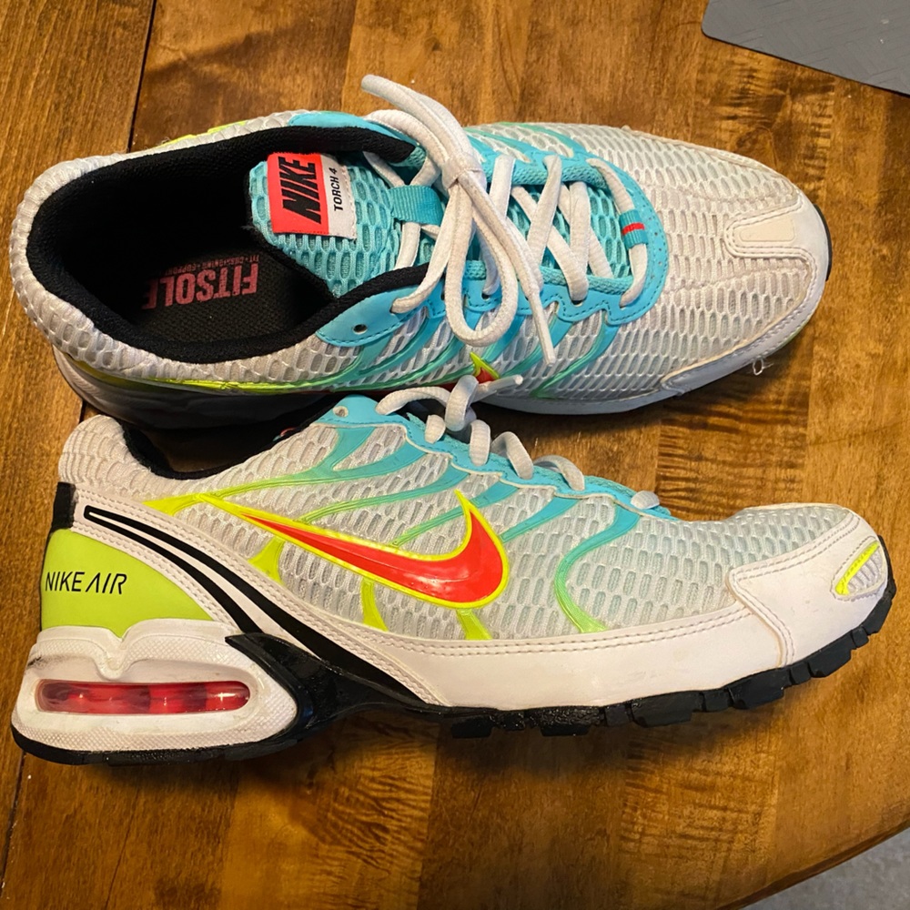 Nike Air Max torch 4